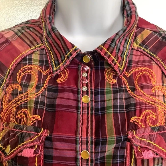 EUC LS plaid top by Roar - Picture 5 of 15